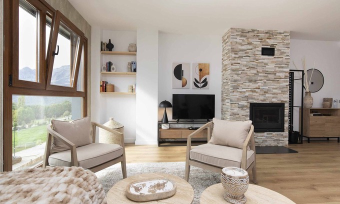 Panticosa Apartment | Casa Pareja by Bevalle