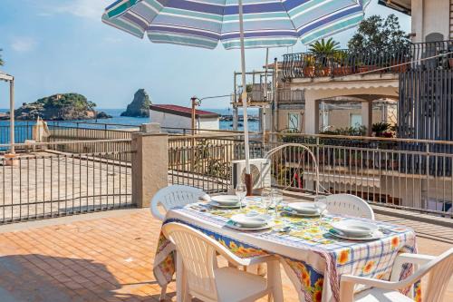Aci Trezza Villa | Casa Penelope - Faraglioni