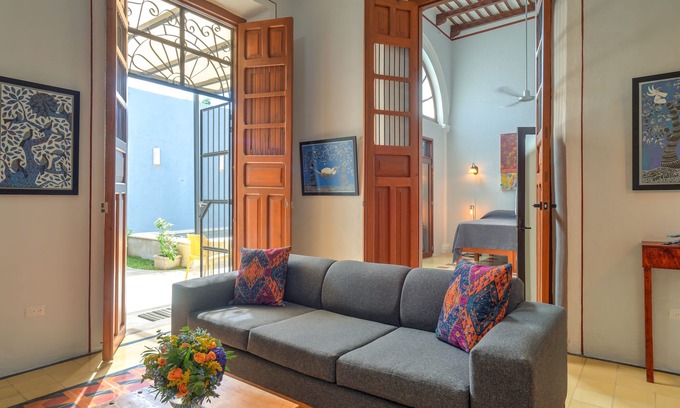 Centro House | Casa Perro Loco, The Heart of Merida