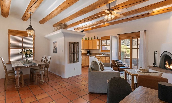Northeast Santa Fe House | Casa Pico - Ideal location, Fantastic Workspaces