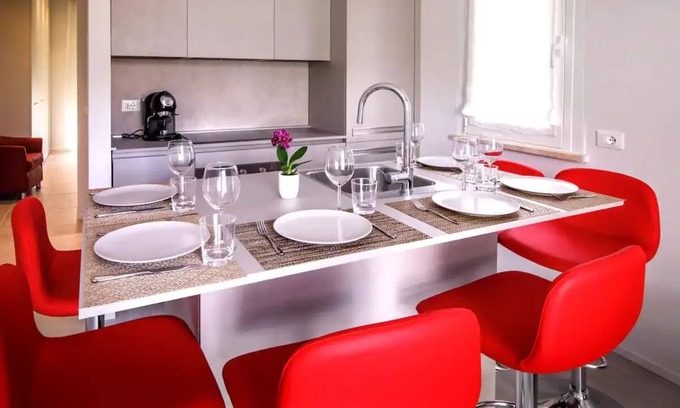 Igea Marina Apartment | Casa Plauto con appartamento grande