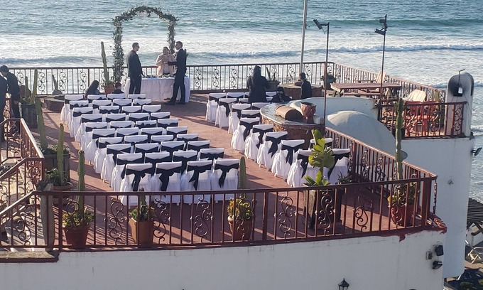Playas de Rosarito Resort | Casa Playa Baja - Weddings, Birthdays, Reunions & Special Events.