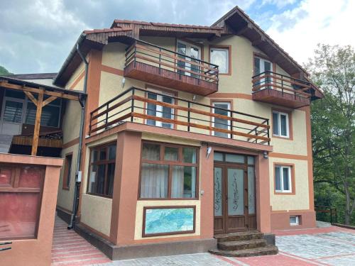 Baile Herculane House | Casa Princess