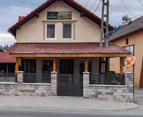 Intorsura Buzaului House | Casa Purcărean