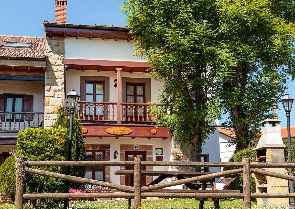 Cabranes House | Casa Rosaura