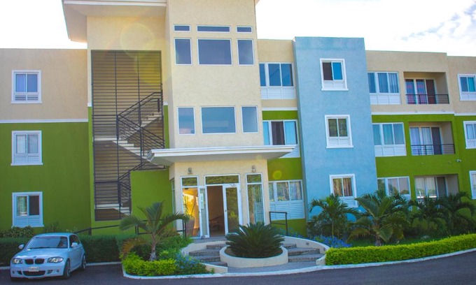 Molynes Gardens Apartment | Casa Royale Lux Apartment