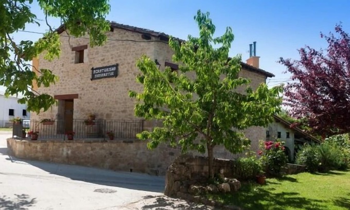 Aranarache Cottage | Casa Rural Aranaratxe for 8 people