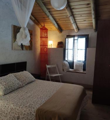 Cabeza la Vaca House | Casa Rural El Trepador Azul