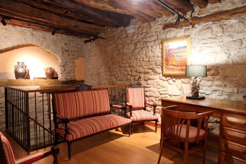 Ayesa House | CASA RURAL FERNANDOEGEA