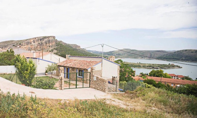 Nuevalos House | Casa rural la Era del Malaño