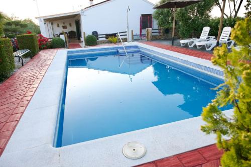 Malcocinado House | Casa Rural La Loba