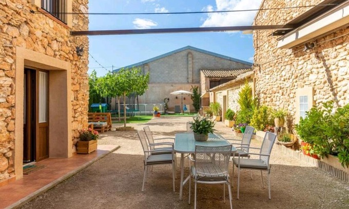 Beneixama House | Casa rural LA PEDANIA
