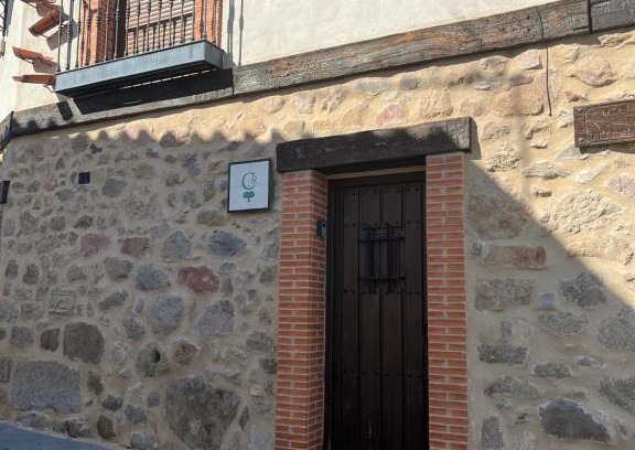 Almoharin House | Casa rural las pelliquerinas