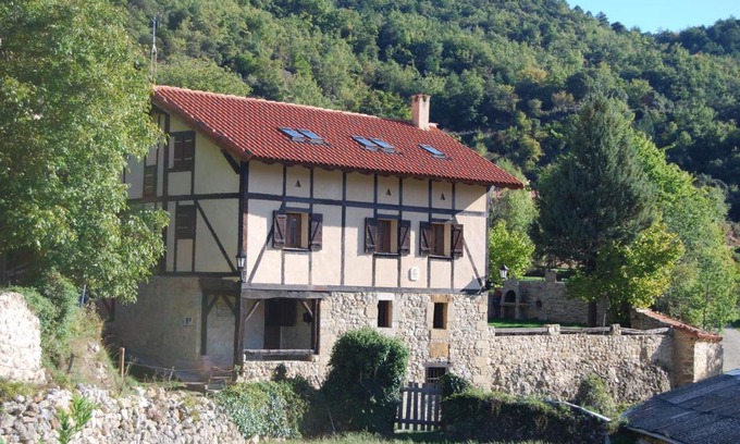 Sobron House | Casa Rural Natura Sobron