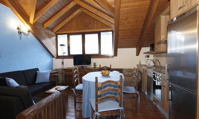 Borrastre Cottage | Casa rural Perico for 4 people