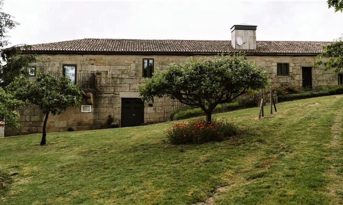 Nogueira de Ramuin House | Casa Rural Rectoral de Armariz