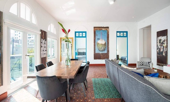 Santurce Apartment | Casa Saffra @ La Placita 6/7 For Friends & Family