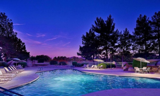 Paradise Valley Village Condo | CASA SIERRA-Anasazi Village-4th Floor Gorgeous Condo