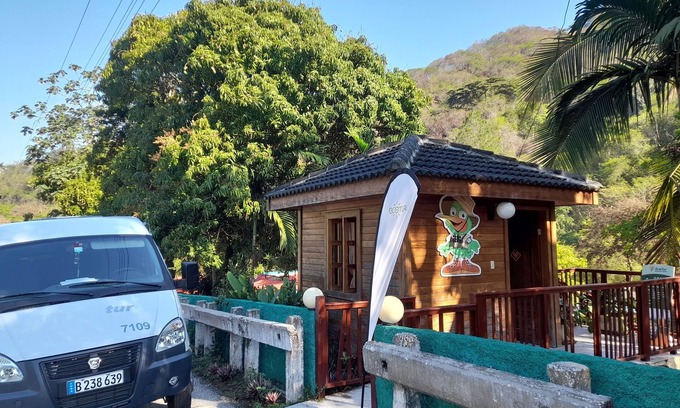 Bartolome Maso House | Casa Sierra Maestra