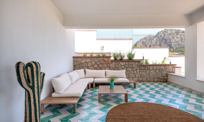 Capo Zafferano Apartment | Casa Solunto Vista Mare by Wonderful Italy