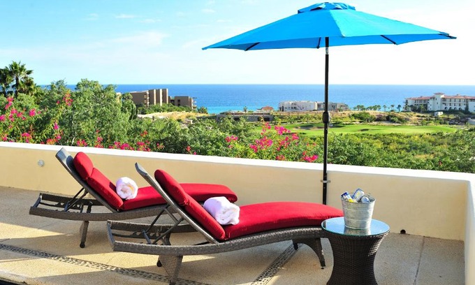 San Jose del Cabo House | Casa Susana - Breathtaking Oceanview with Private pool & Beach Club access. Located at Puerto Los Cabos Golf course.