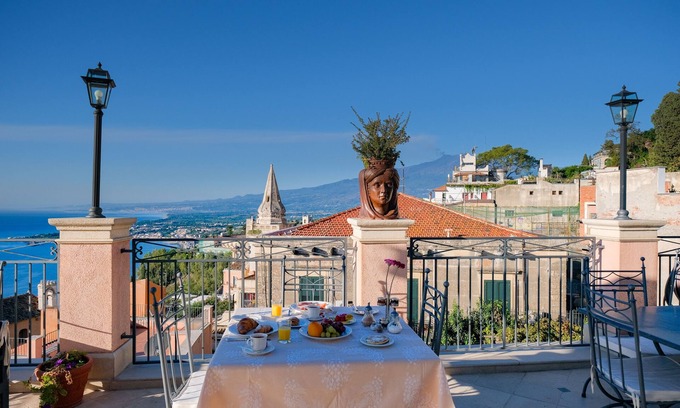 Taormina City Centre Bed & Breakfast | Casa Turchetti - Taormina