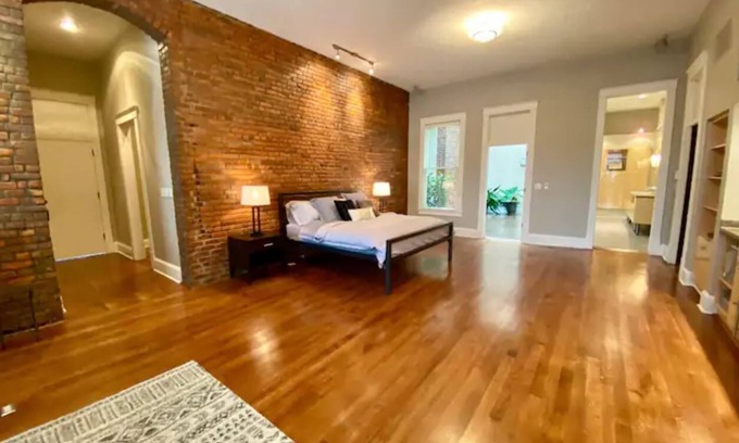 Terre Haute Apartment | Casa Urbana's - Tuller Primary Suite