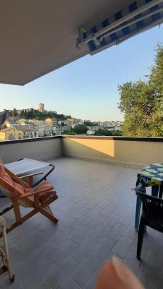 Mafalda Apartment | Casa vacanza Colle Renazzo con terrazzo in collina 15 min. dal mare