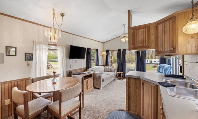 Russell Cabin | Casa Villa Park Summa