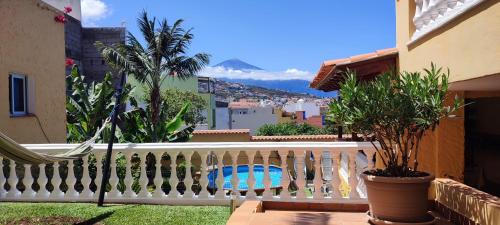 La Vera House | Casa" VISTAS AL TEIDE" mar Piscina privada parking cubierto gratuito en las instalaciones