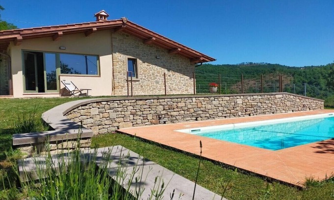 Starda Cottage | Casa Zeli Comfortable holiday residence