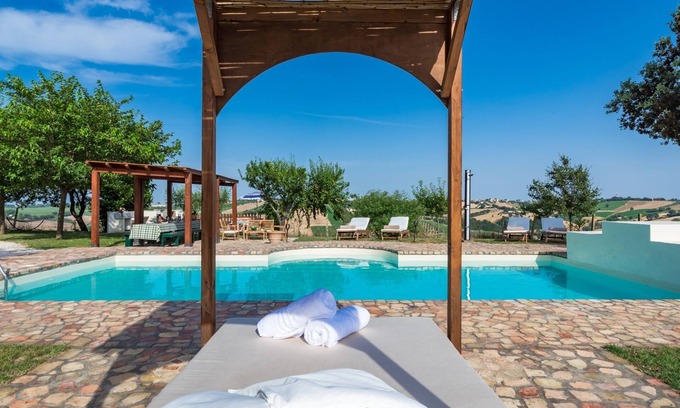 Bettolelle Villa | Casale Bonaventura 8, Emma Villas