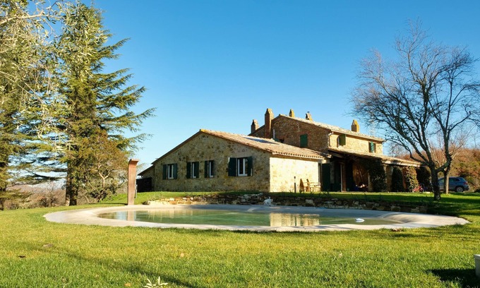 Fratta Villa | Casale Casabella, country Villa design, with pool