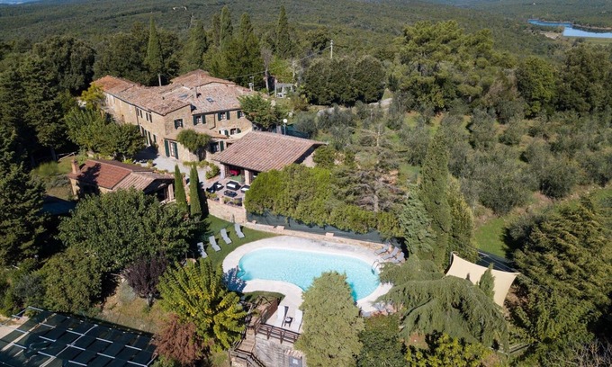 Sinalunga Villa | Casale Poggio al Vento In Sinalunga, Tuscany