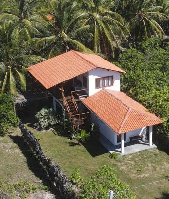 Atins House | Casastral