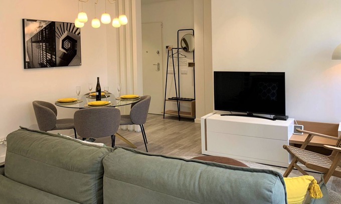 Cascais Apartment | Cascais Downtown Premium Apartment @1