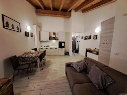 Castelverde Apartment | Cascina Boroardo A15