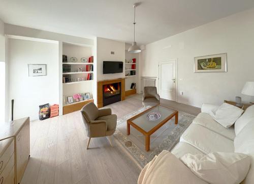 Colbordolo Apartment | Casetta in collina 4
