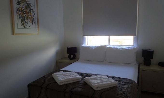 Sunshine Bay Resort | Caseys Beach Holiday Park