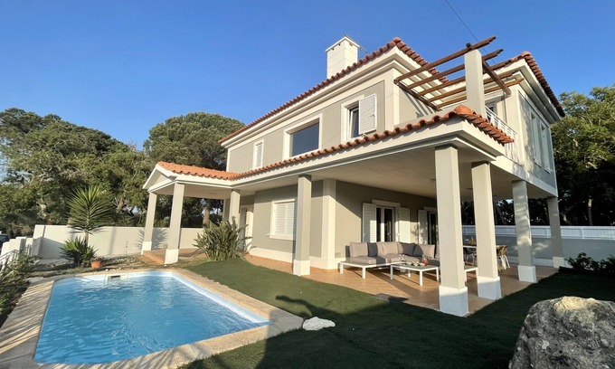 Castelo House | Casinha da Lagoa Sesimbra
