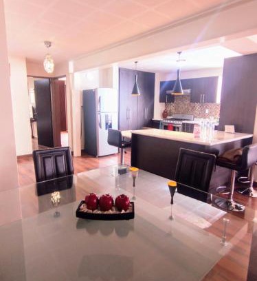 San Luis Potosi House | Casita cálida
