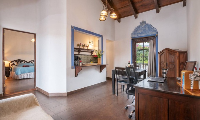 Antigua Guatemala Apartment | Casita El Mirador