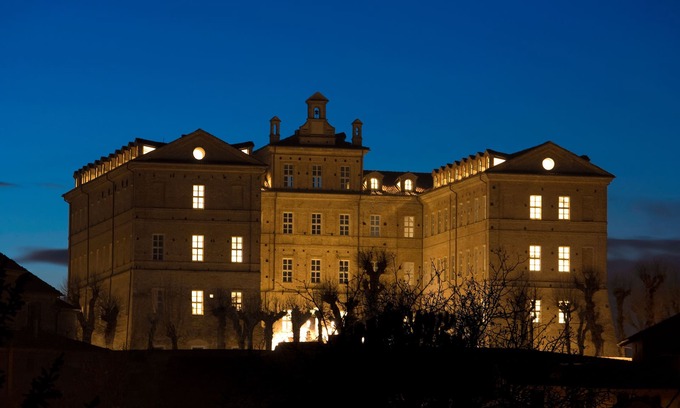 Montaldo Torinese Hotel | Castello di Montaldo Torino