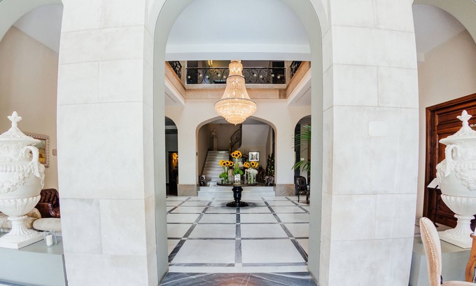 Santa Marina de Oblanca Hotel | Castillo Del Bosque La Zoreda