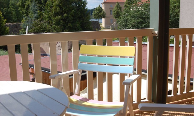Rheinsberg Apartment | Castle and lake view apartment
