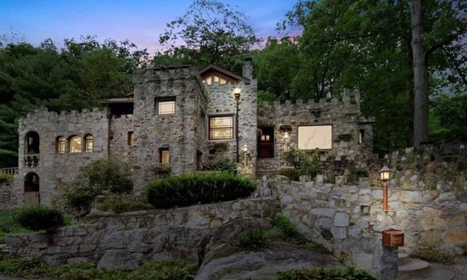 Lake Peekskill House | Castle by the Lake