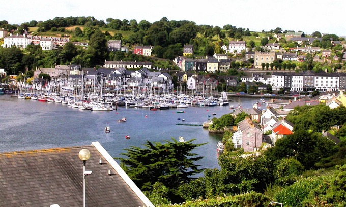 Ballinadee Apartment | Castle Quay Holiday Homes
