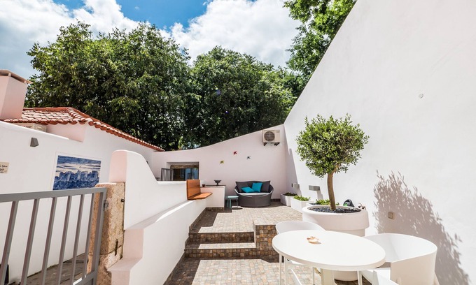 Socorro Apartment | Castle Terrace House - Exclusive Apartment - Your home away fom home