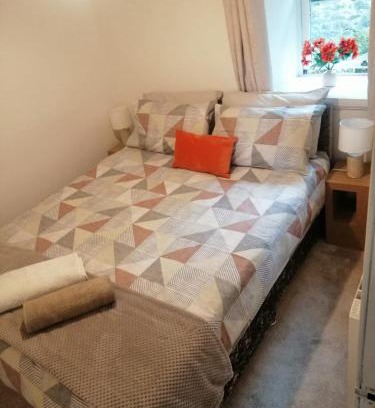 Dalavich Apartment | Castle Walk Apartment
