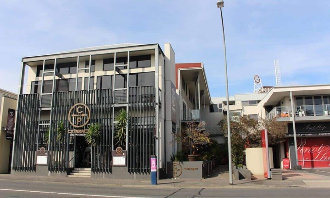 Trevallyn Apartment | Cataract 7 - Luxury CBD 2 Br with Free Parking